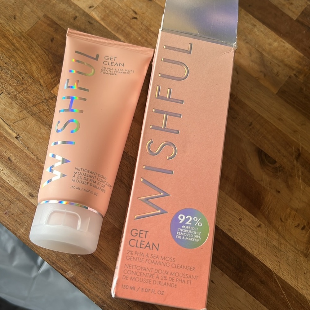 ⚡️💕Huda Beauty Wishful Get Clean Foaming Cleanser - Picture 3 of 10